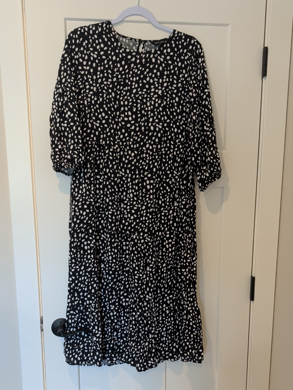 3/$40 NWT Size 8 New Look Black and White Polka Dot Midi Dress